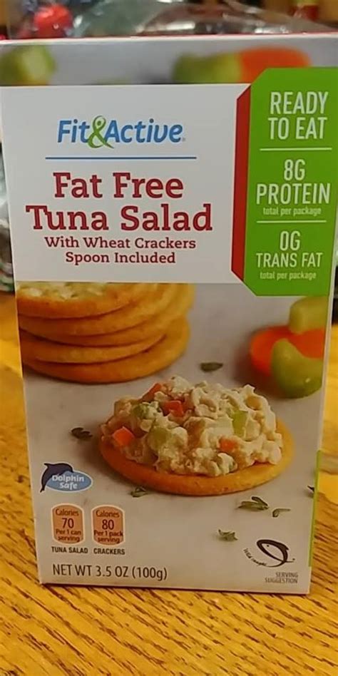 How does Tuna Salad on Wheat fit into your Daily Goals - calories, carbs, nutrition