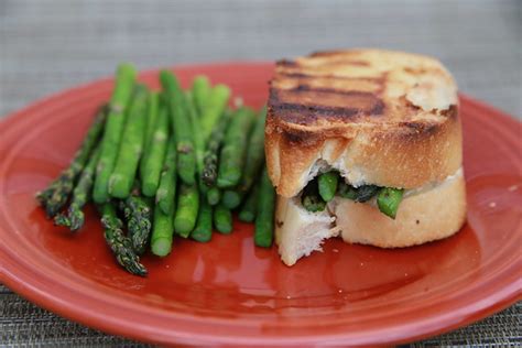 How does Turkey, Asparagus, Fontina Sandwich fit into your Daily Goals - calories, carbs, nutrition