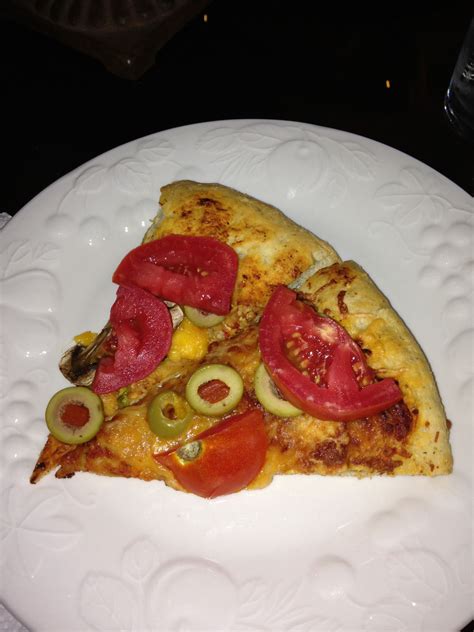 How does Turkey Cheddar Pizza Wheat Crust fit into your Daily Goals - calories, carbs, nutrition