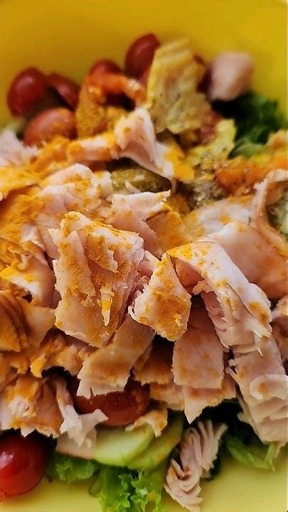 How does Turkey Garden Salad, no bacon fit into your Daily Goals - calories, carbs, nutrition