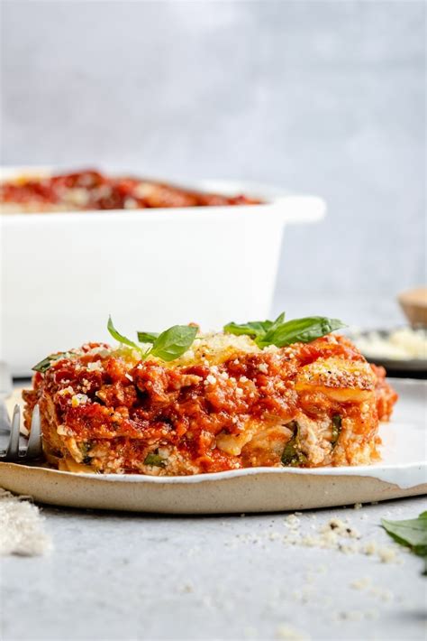 How does Turkey Lasagna (4847.4) fit into your Daily Goals - calories, carbs, nutrition