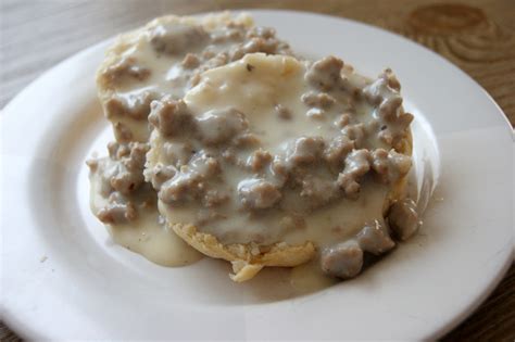 How does Turkey Sausage Gravy fit into your Daily Goals - calories, carbs, nutrition