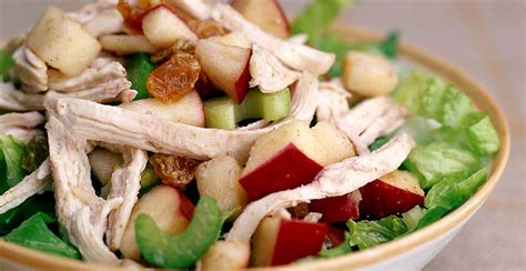 How does Turkey-Apple Salad with Raspberry Vinaigrette fit into your Daily Goals - calories, carbs, nutrition