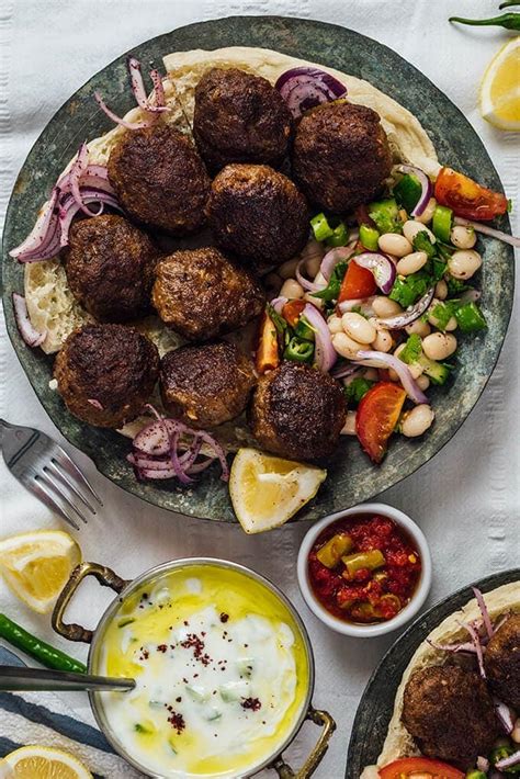 How does Turkish Meatballs fit into your Daily Goals - calories, carbs, nutrition