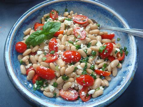 How does Tuscan White Bean Salad 3 oz fit into your Daily Goals - calories, carbs, nutrition