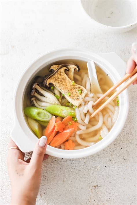 How does Udon Noodles fit into your Daily Goals - calories, carbs, nutrition