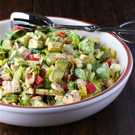 How does Urban Chopped Salad fit into your Daily Goals - calories, carbs, nutrition