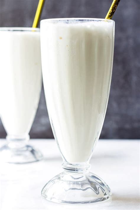 How does Vanilla Shake Mix fit into your Daily Goals - calories, carbs, nutrition