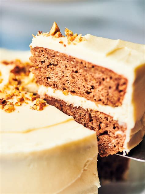 How does Vanilla Walnut Cream Cheese Icing fit into your Daily Goals - calories, carbs, nutrition