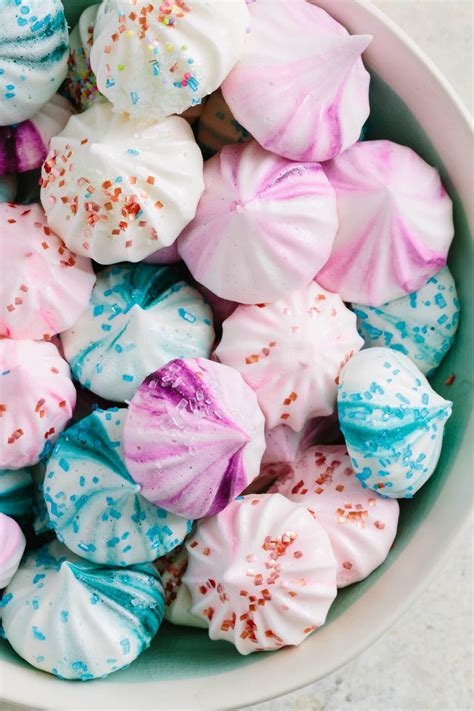 How does Vegan Meringue Cookie fit into your Daily Goals - calories, carbs, nutrition