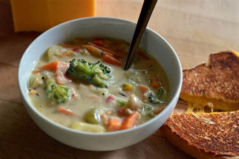How does Vegetable Cheese Chowder fit into your Daily Goals - calories, carbs, nutrition