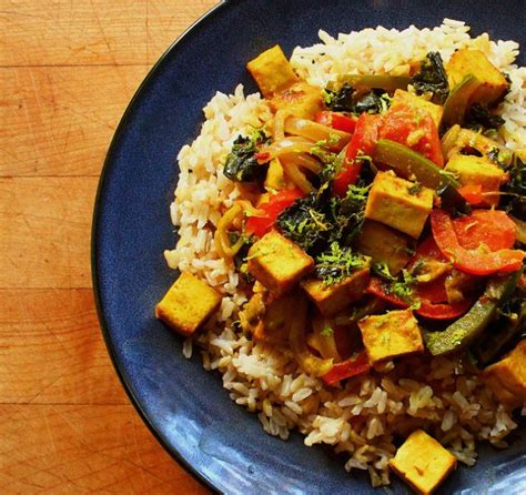 How does Vegetable Curried Tofu Rice (31914.4) fit into your Daily Goals - calories, carbs, nutrition