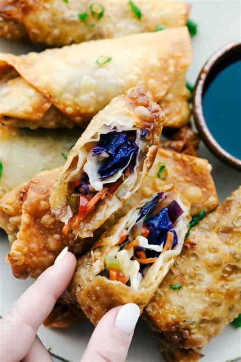 How does Vegetable Egg Roll fit into your Daily Goals - calories, carbs, nutrition