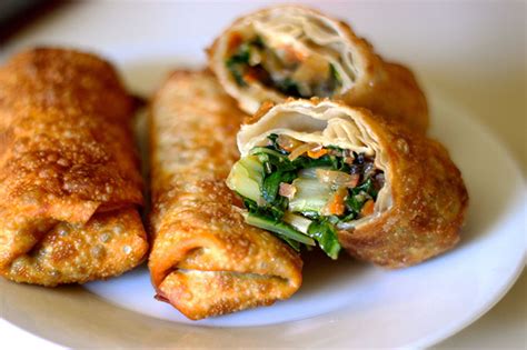 How does Vegetable Eggroll fit into your Daily Goals - calories, carbs, nutrition