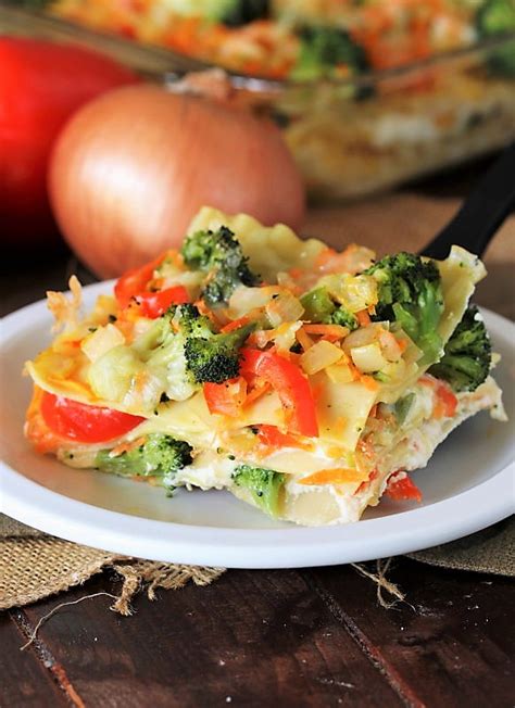 How does Vegetable Lasagna with Broccoli Florets fit into your Daily Goals - calories, carbs, nutrition