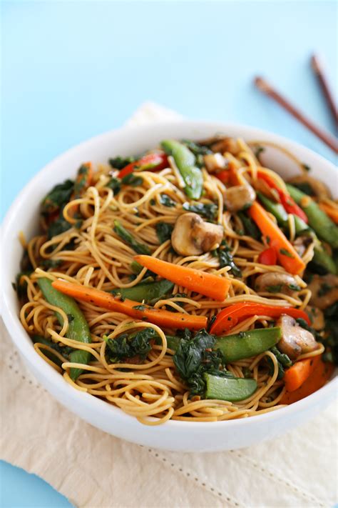 How does Vegetable Lo Mein (Bostwick) fit into your Daily Goals - calories, carbs, nutrition