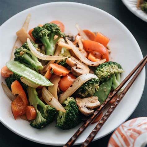 How does Vegetable Stir Fry Asian 6 oz fit into your Daily Goals - calories, carbs, nutrition