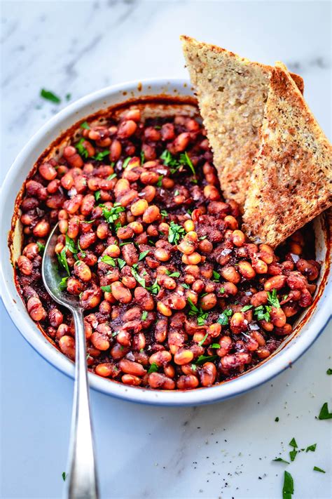 How does Vegetarian Baked Beans fit into your Daily Goals - calories, carbs, nutrition