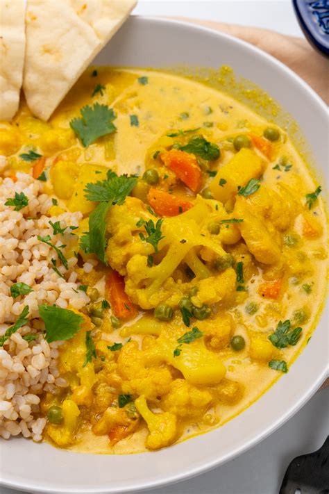 How does Vegetarian Korma with Rice and Naan fit into your Daily Goals - calories, carbs, nutrition