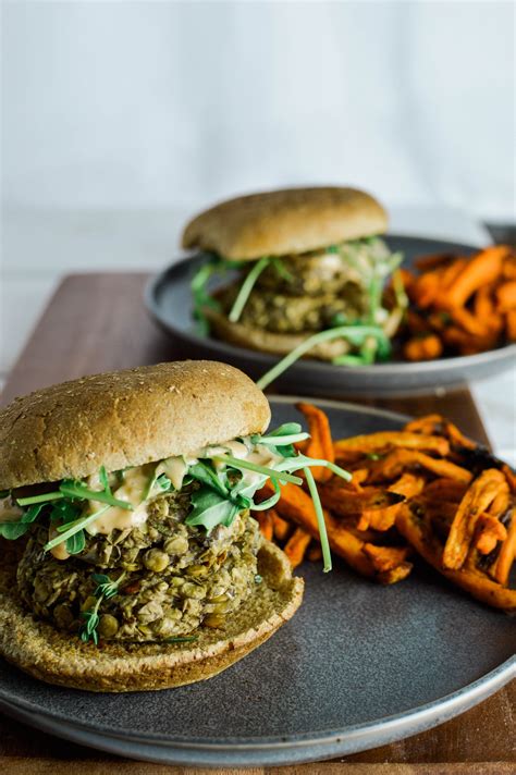 How does Vegetarian Mushroom Lentil Burger fit into your Daily Goals - calories, carbs, nutrition