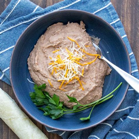 How does Vegetarian Refried Beans (34752.0) fit into your Daily Goals - calories, carbs, nutrition