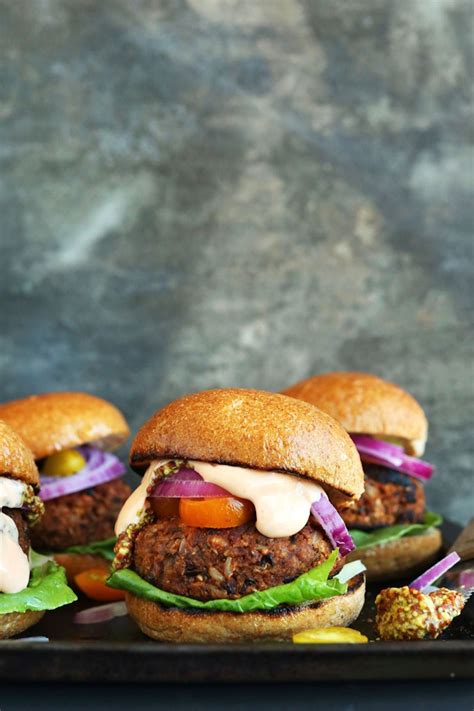 How does Veggie Griller with White Bun fit into your Daily Goals - calories, carbs, nutrition