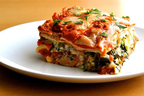 How does Veggie Lasagna VG fit into your Daily Goals - calories, carbs, nutrition