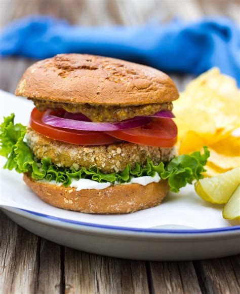 How does Veggie Patty Sandwich fit into your Daily Goals - calories, carbs, nutrition