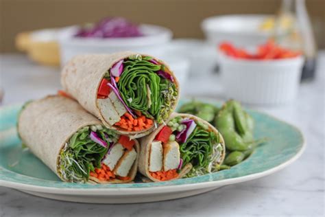 How does Veggie Power Wrap fit into your Daily Goals - calories, carbs, nutrition