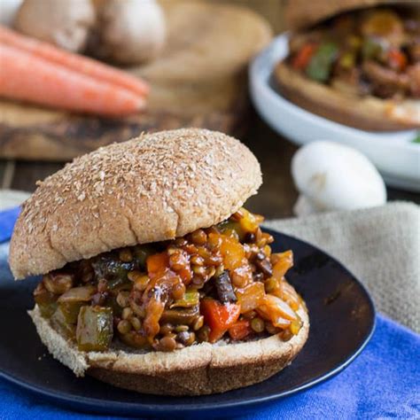 How does Veggie Sloppy Joe fit into your Daily Goals - calories, carbs, nutrition