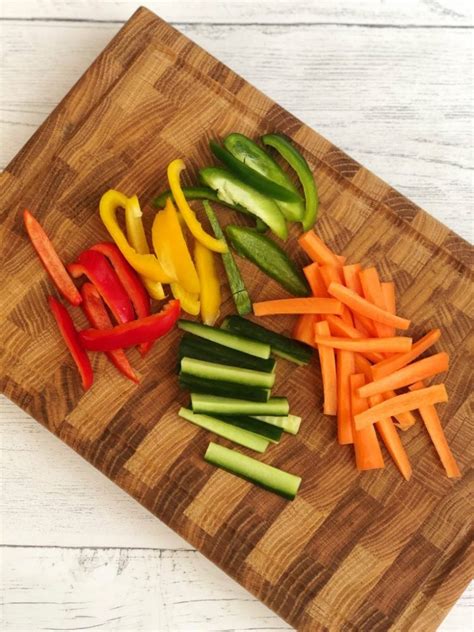 How does Veggie Sticks fit into your Daily Goals - calories, carbs, nutrition