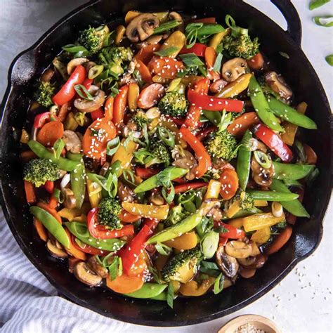 How does Veggie Stir-Fry fit into your Daily Goals - calories, carbs, nutrition