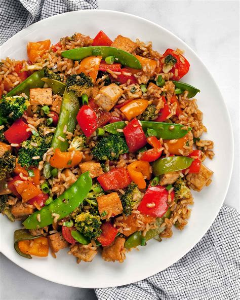 How does Veggie Tofu Stir-Fry with Rice fit into your Daily Goals - calories, carbs, nutrition