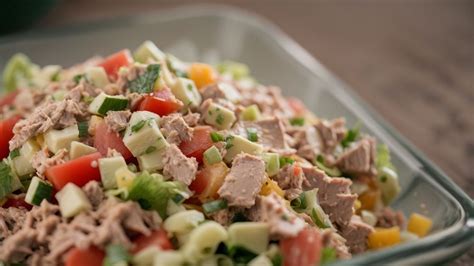 How does Venetian Tuna Salad fit into your Daily Goals - calories, carbs, nutrition