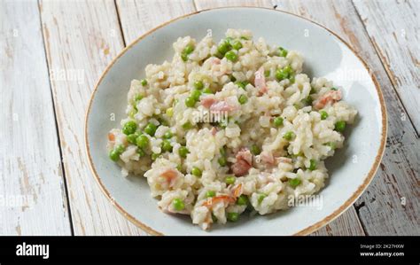 How does Venetian-Style Risotto with Peas (39808.0) fit into your Daily Goals - calories, carbs, nutrition