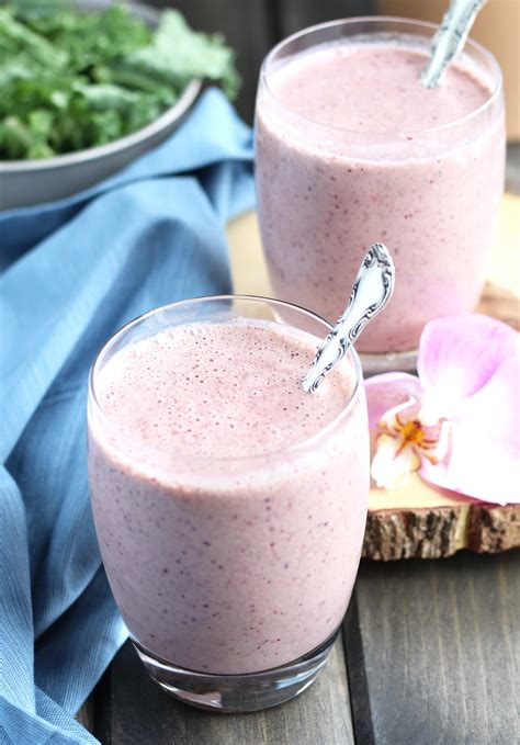 How does Very Berry Kale Smoothie fit into your Daily Goals - calories, carbs, nutrition