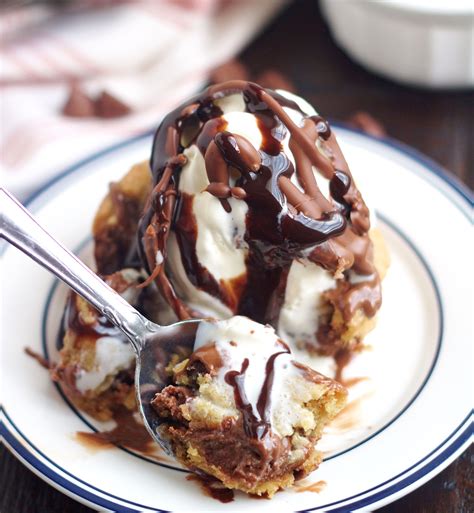 How does Warm Chocolate Chip Lava Cookie fit into your Daily Goals - calories, carbs, nutrition
