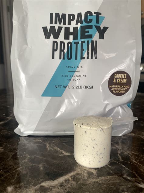 How does Whey Protein Cookies N' Cream fit into your Daily Goals - calories, carbs, nutrition