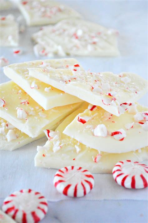 How does White Chocolate Peppermint fit into your Daily Goals - calories, carbs, nutrition