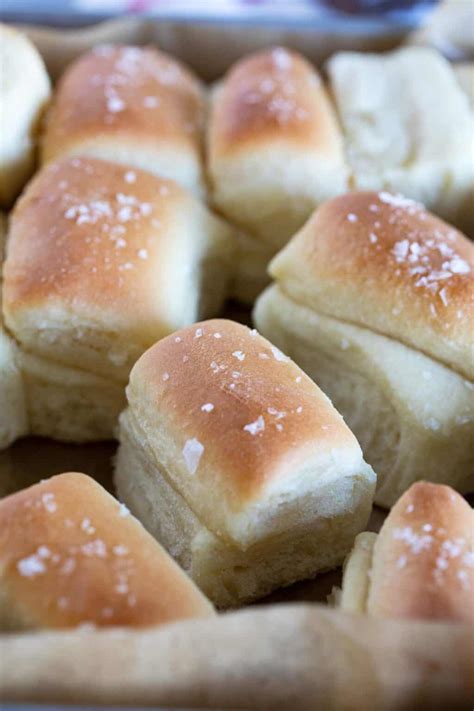 How does White Parker House Rolls fit into your Daily Goals - calories, carbs, nutrition