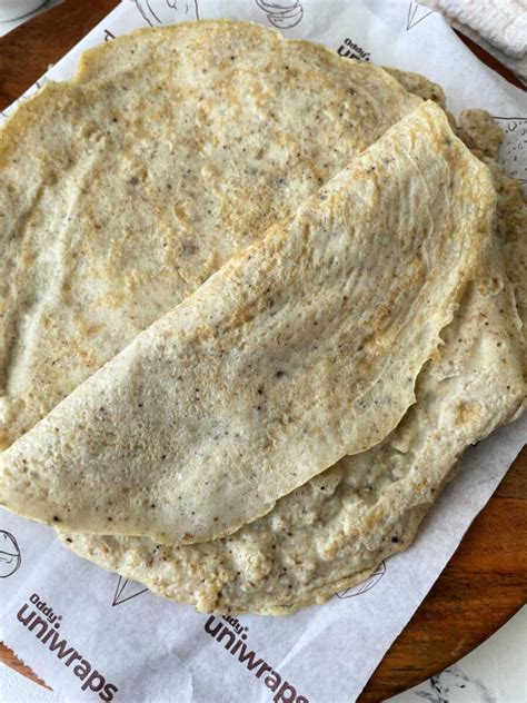 How does White Tortilla Wraps fit into your Daily Goals - calories, carbs, nutrition