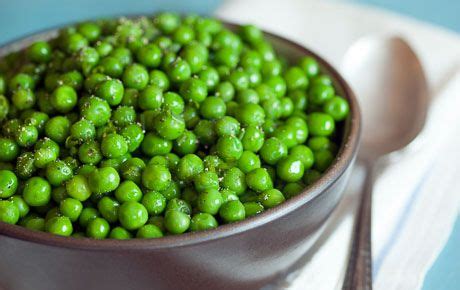 How does Whole+Sum - Steamed Garden Peas & Carrots fit into your Daily Goals - calories, carbs, nutrition