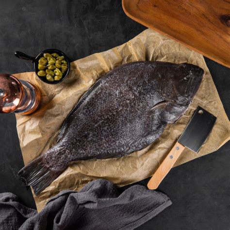 How does Wild Caught Flounder fit into your Daily Goals - calories, carbs, nutrition