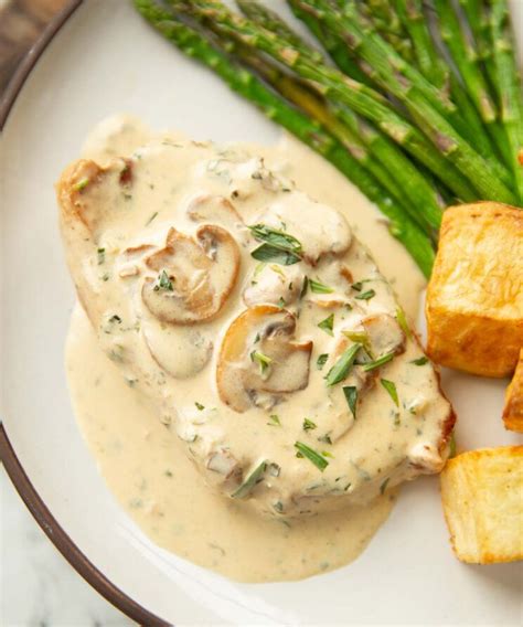 How does Wild Mushroom Tarragon Cream Sauce fit into your Daily Goals - calories, carbs, nutrition