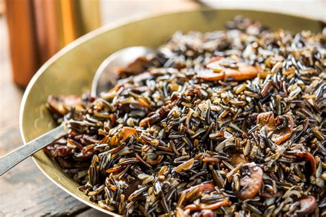 How does Wild Rice Blend with Mushrooms & Almonds fit into your Daily Goals - calories, carbs, nutrition