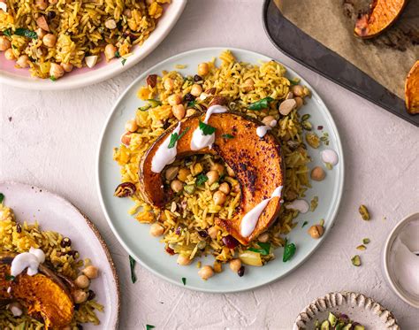 How does Wild Rice Pilaf with Roasted Pumpkin Seeds fit into your Daily Goals - calories, carbs, nutrition