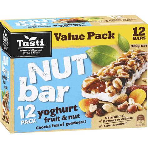 How does Yoghurt Nut Bar fit into your Daily Goals - calories, carbs, nutrition