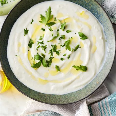 How does Yoghurt Sauce fit into your Daily Goals - calories, carbs, nutrition