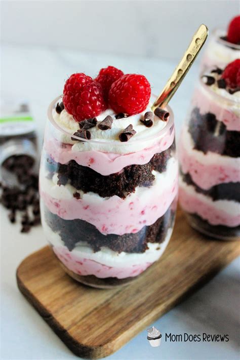 How does Yogurt Parfait Raspberry Choc Chip-Small fit into your Daily Goals - calories, carbs, nutrition