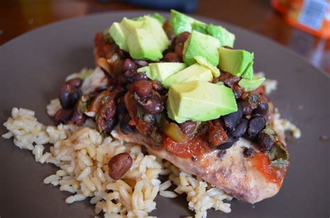How does Your Health Your Way Sante Fe Chicken 8 oz fit into your Daily Goals - calories, carbs, nutrition